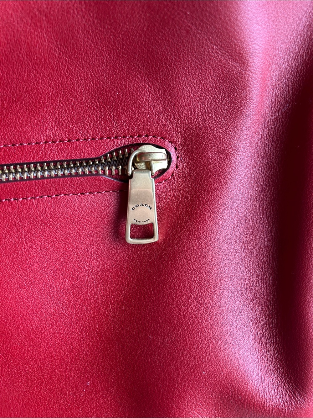 Coach Red Convertible Shoulder Bag with Gold Hardware - Picture 2 of 10